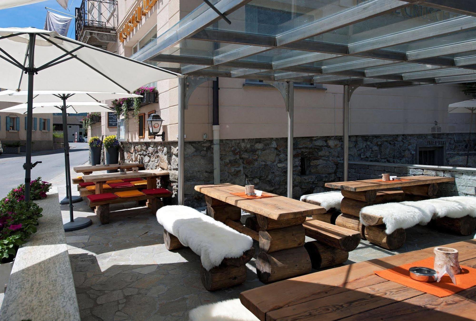 Hotel Crusch Alba Zernez Zewnętrze zdjęcie